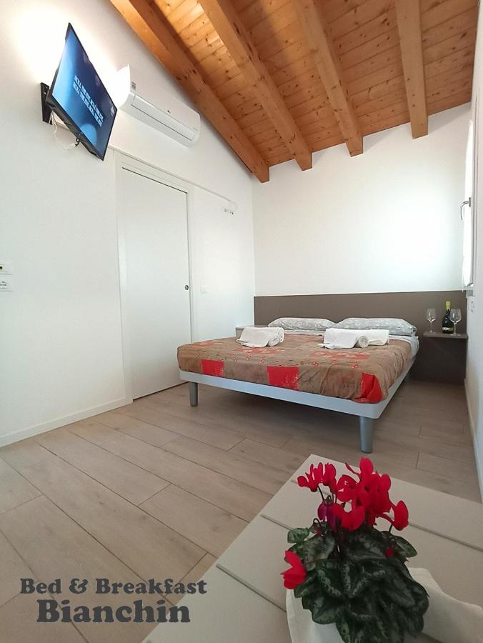 B&B Bianchin Via Trieste 67 Fiumicello-Villa Vicentina Sant'Antonio  エクステリア 写真