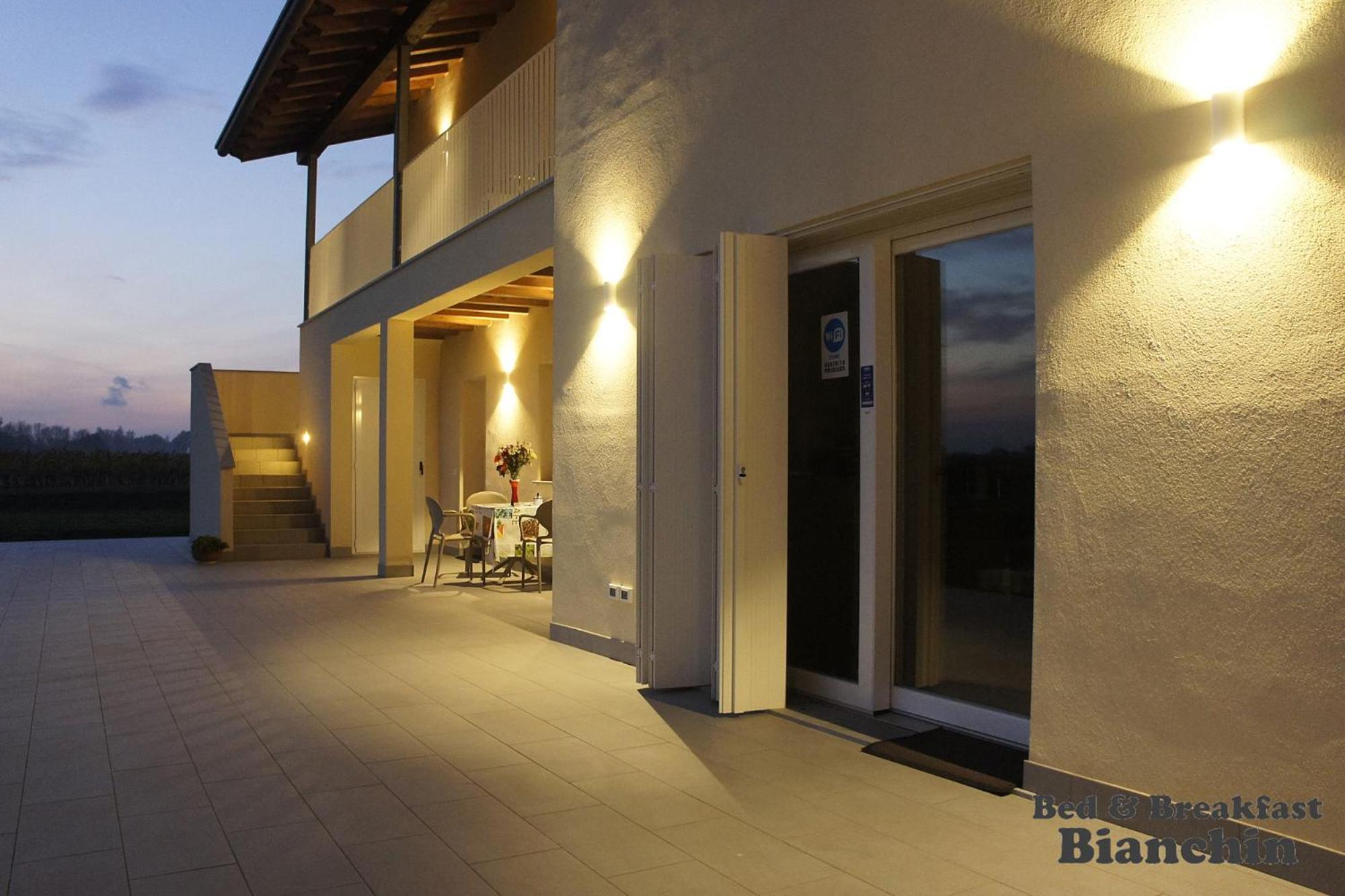 B&B Bianchin Via Trieste 67 Fiumicello-Villa Vicentina Sant'Antonio  エクステリア 写真