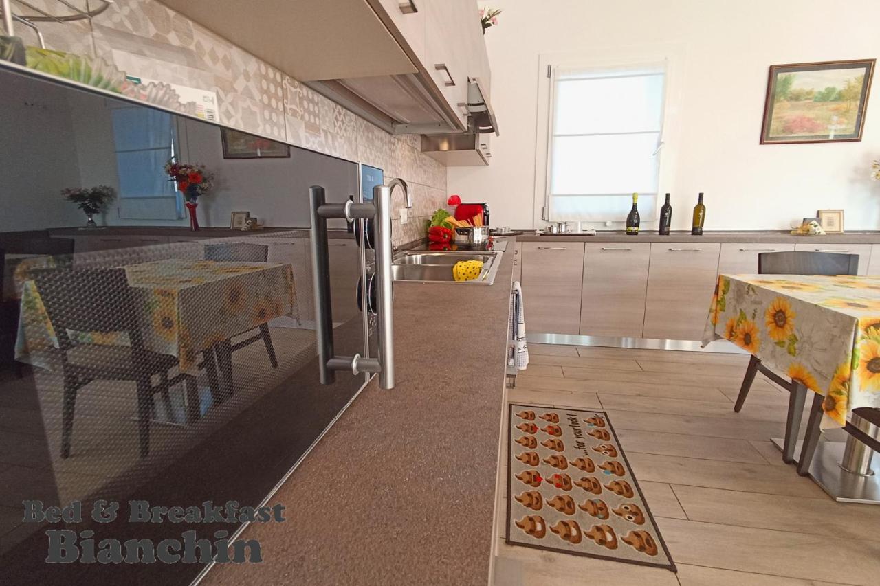 B&B Bianchin Via Trieste 67 Fiumicello-Villa Vicentina Sant'Antonio  エクステリア 写真