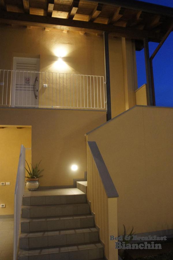 B&B Bianchin Via Trieste 67 Fiumicello-Villa Vicentina Sant'Antonio  エクステリア 写真